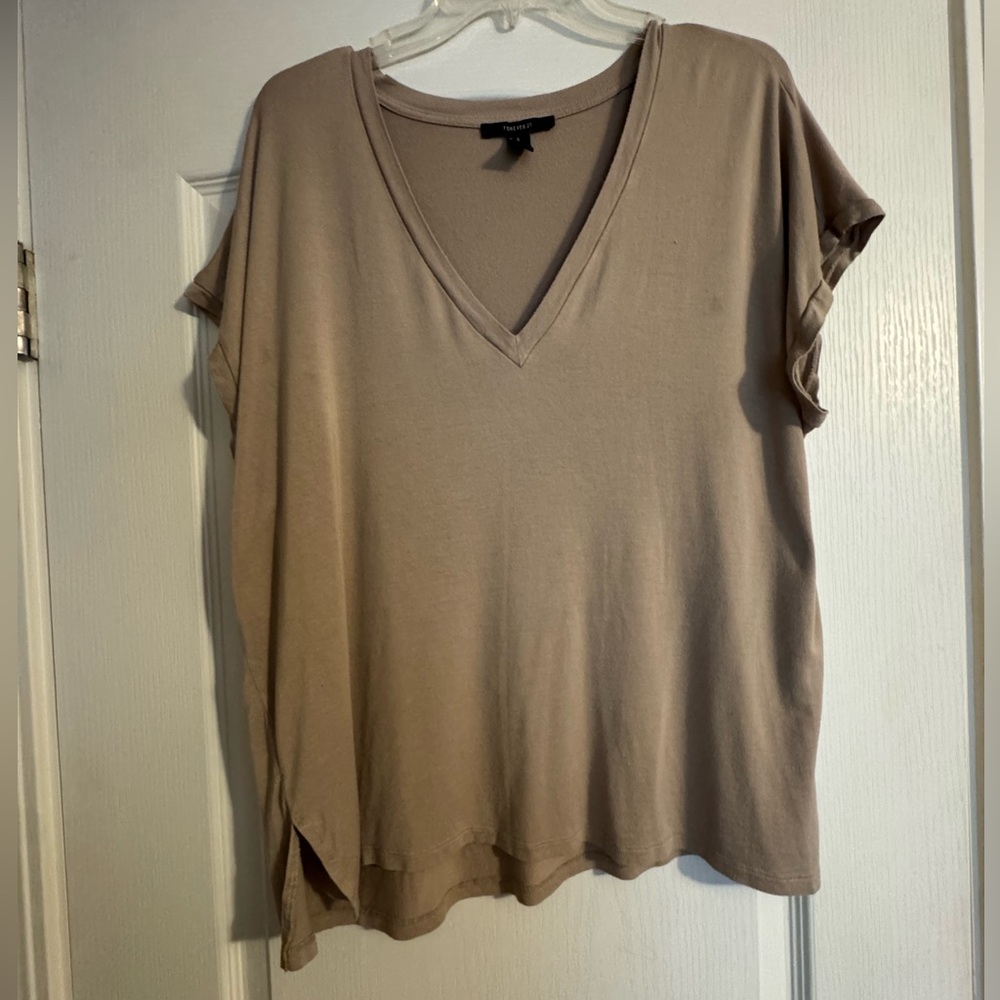 V-Neck Short Sleeve w/ slit sides oversized tan brown top forever21
